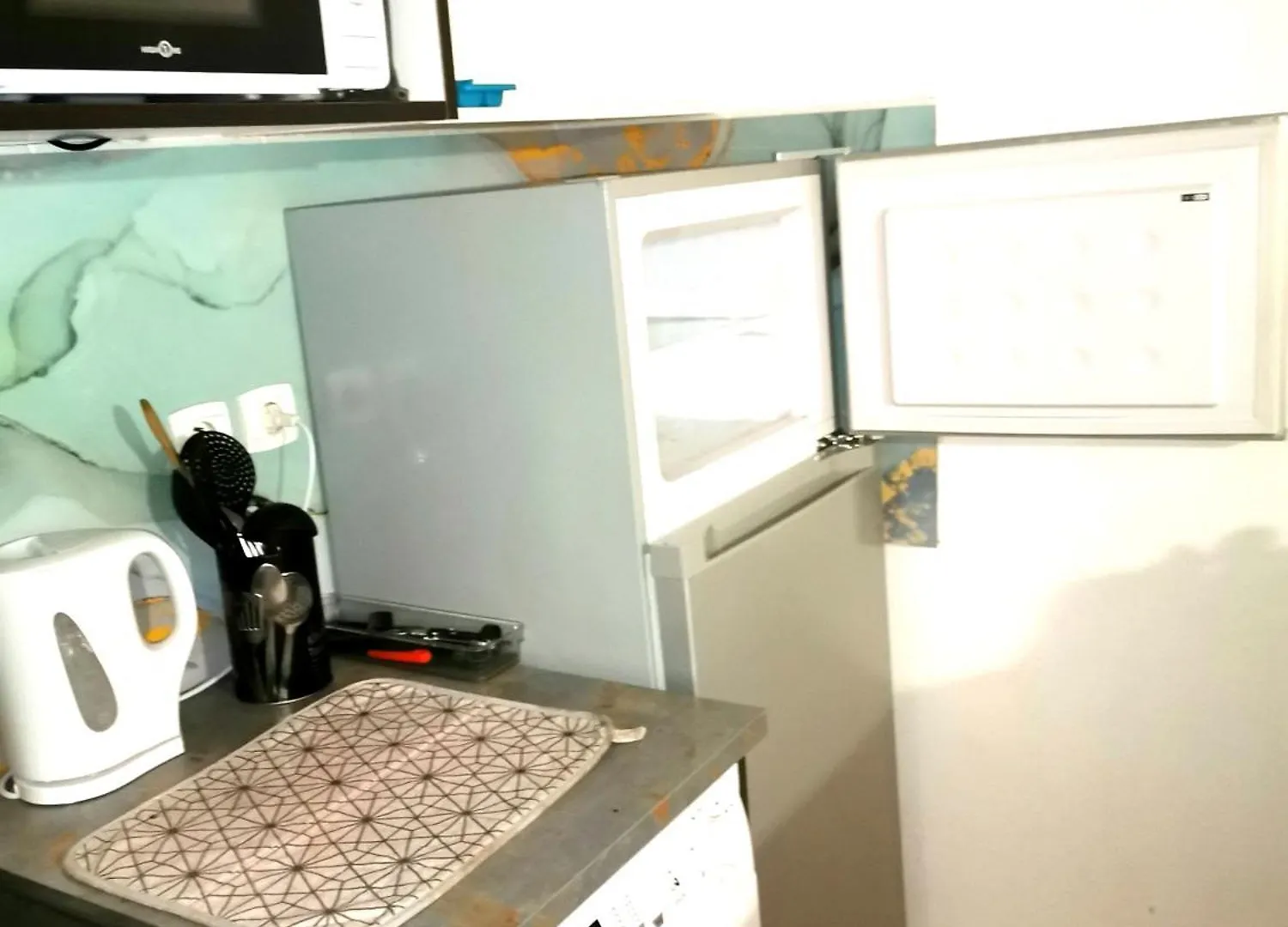 Carre De Detente Jacuzzi Jardin Piscine T3 Parking Castelnau-dʼEstrétefonds شقة