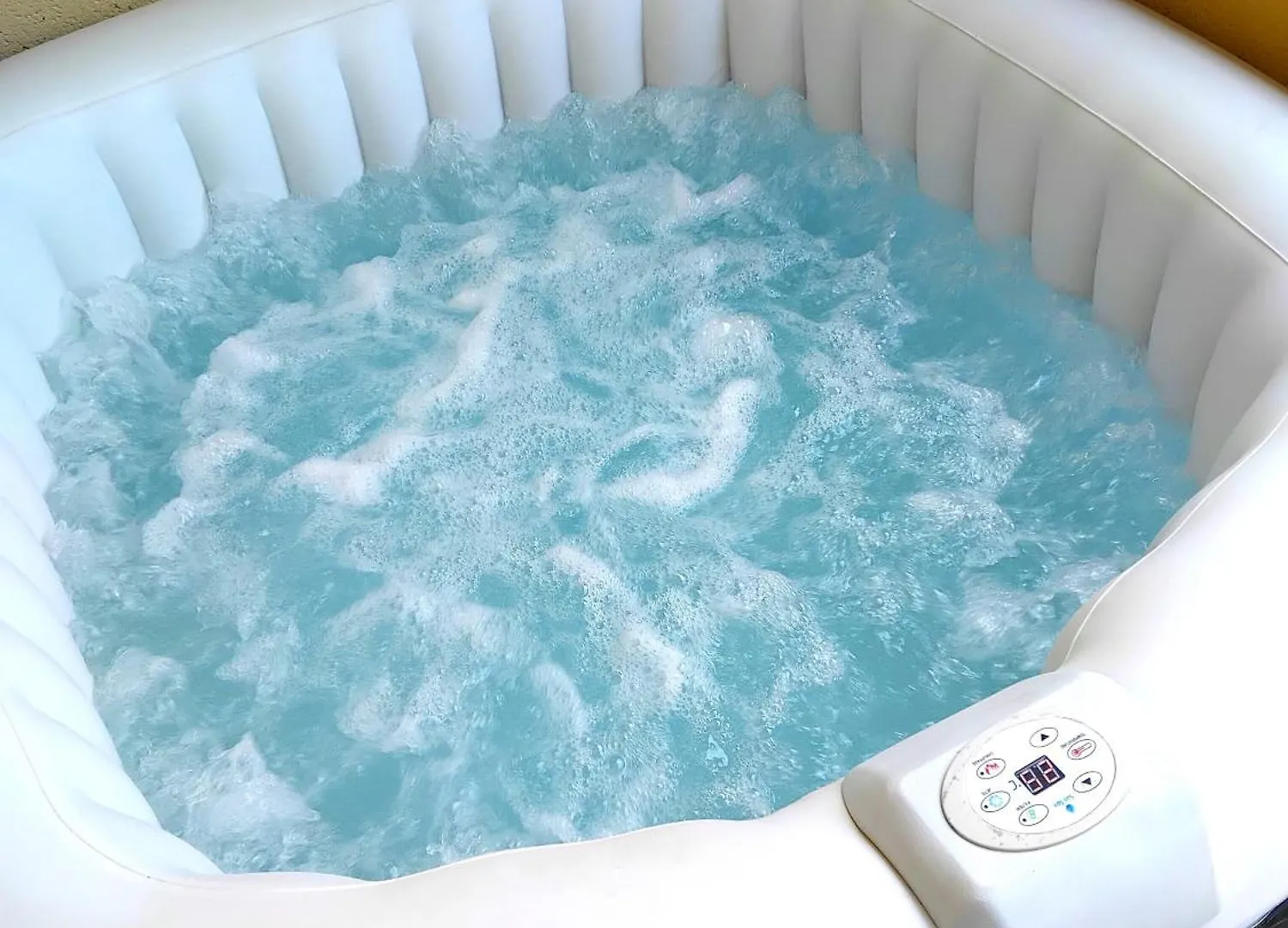 Carre De Detente Jacuzzi Jardin Piscine T3 Parking Castelnau-dʼEstrétefonds